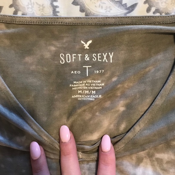 cold shoulder green and white marble shirt - Picture 4 of 4